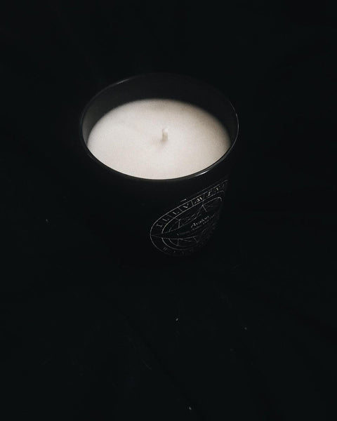 NO VIII. AVALON SCENTED CANDLE